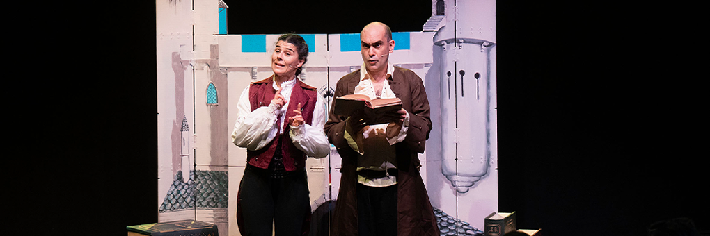 'En el viento (libro con alas)'. Teatro de títeres y objetos